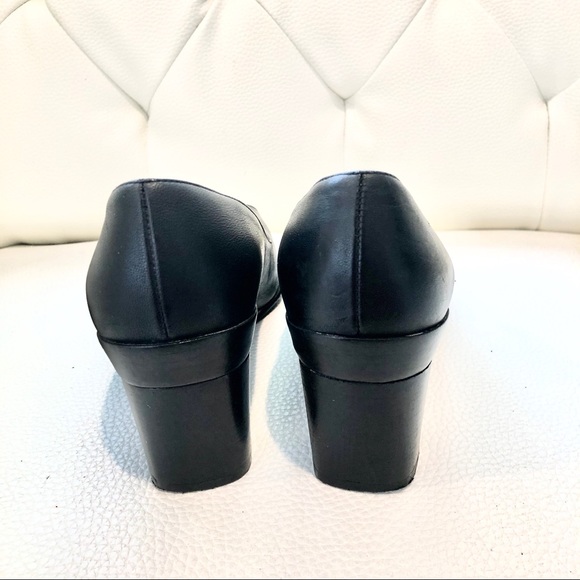Chanel Heels - Picture 8 of 10